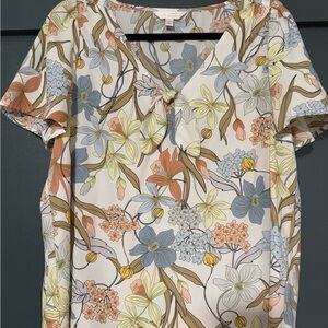 Floral V-Neck Women's Top - Multicolor